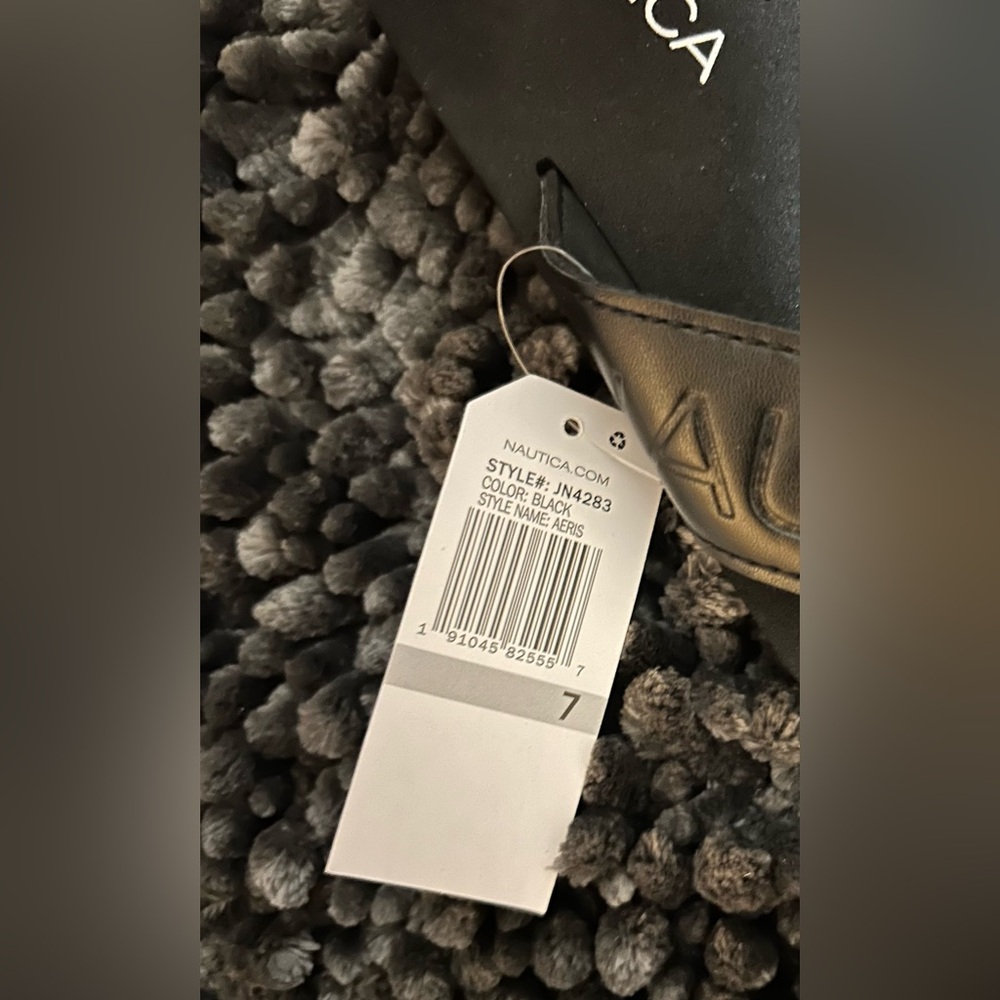 New Nautica Black Faux Leather Flip Flops Size 7 - Picture 5 of 6